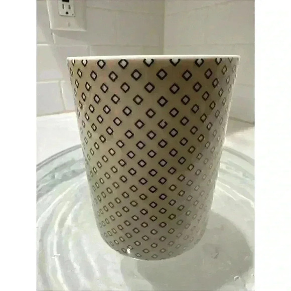 Fitz and Floyd Coffee Mug, Pretty Tea Cup, preppy plaid - Picture 6 of 8